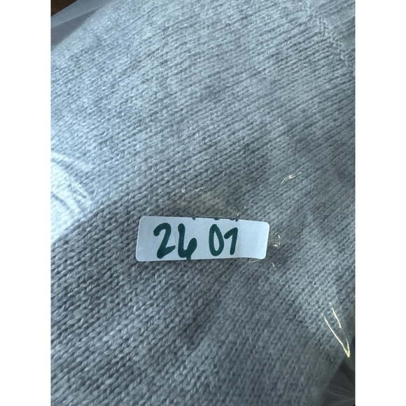 Y2K American Eagle Sweater Wool Medium Off Shoulder Lightweight Minimalist Chic - Picture 8 of 8